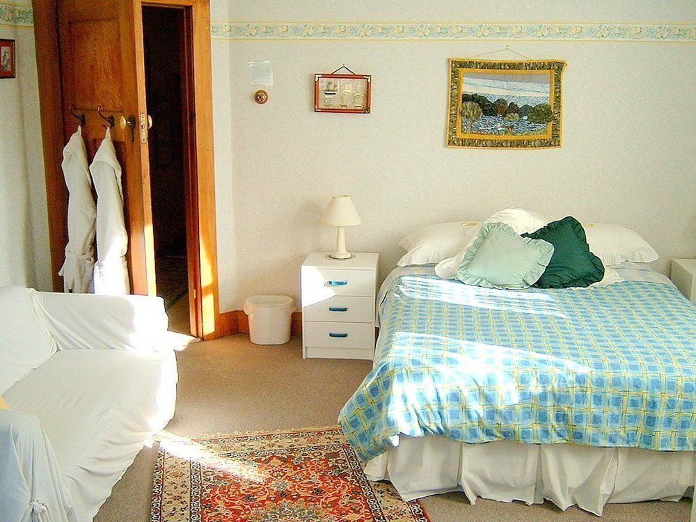 The Gables B&B Пиктън Екстериор снимка